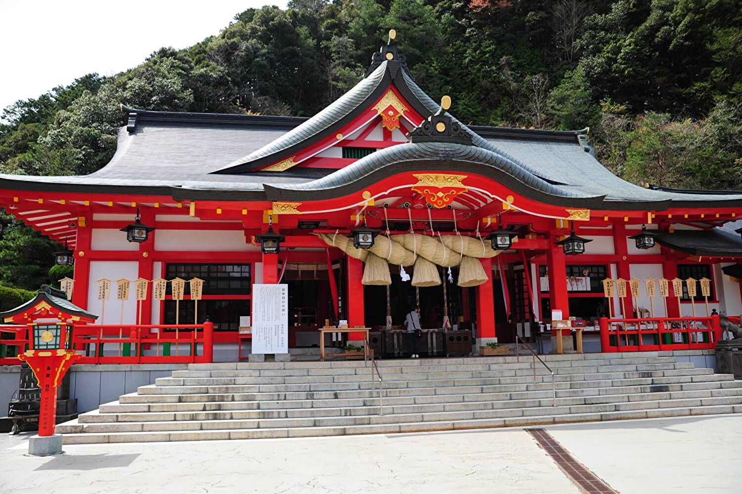 太皷谷稲成神社　拝殿